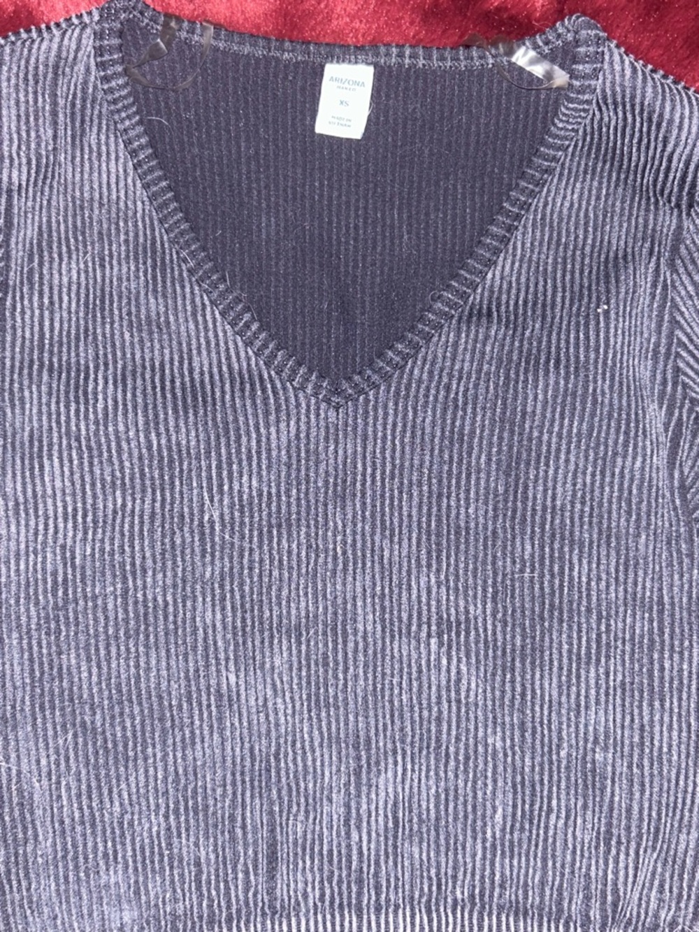 Arizona Jean Company Black Ribbed V-Neck long sleeve